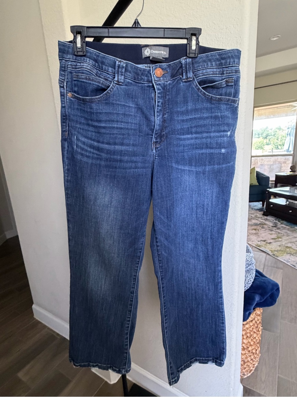 Democracy Dark Blue Cropped Distressed Straight Jeans 16